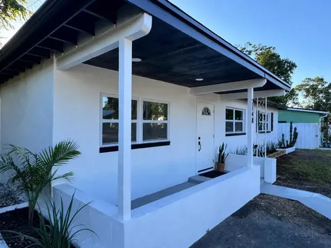 2148 Catalina Drive N Clearwater FL 33763