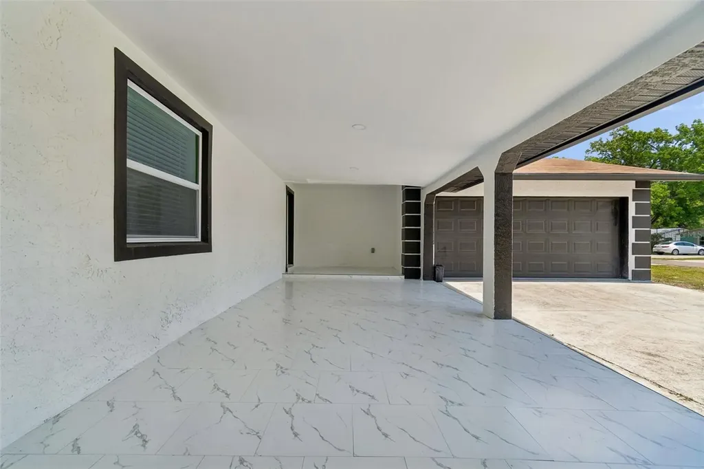 7906 N Fremont Avenue Tampa FL 33604