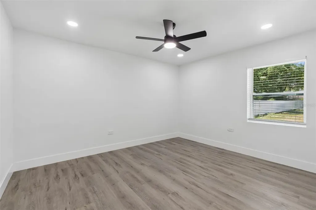 7906 N Fremont Avenue Tampa FL 33604