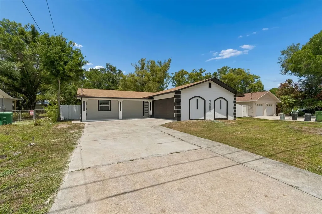 7906 N Fremont Avenue Tampa FL 33604
