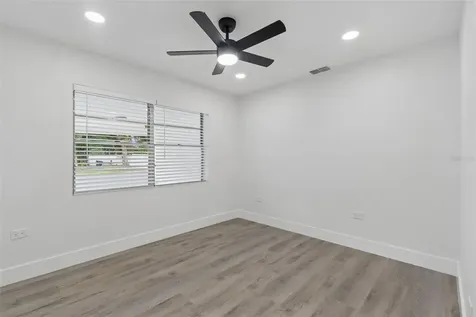 7906 N Fremont Avenue Tampa FL 33604