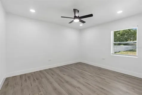 7906 N Fremont Avenue Tampa FL 33604