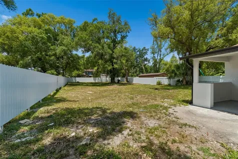 7906 N Fremont Avenue Tampa FL 33604