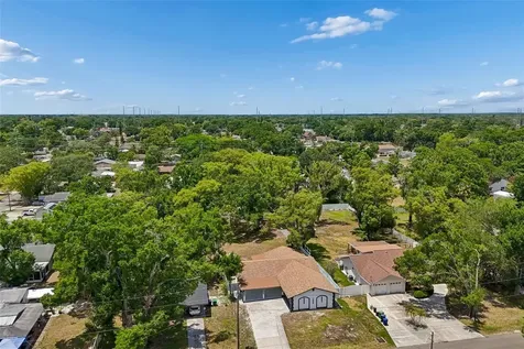 7906 N Fremont Avenue Tampa FL 33604
