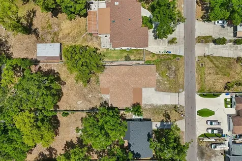 7906 N Fremont Avenue Tampa FL 33604
