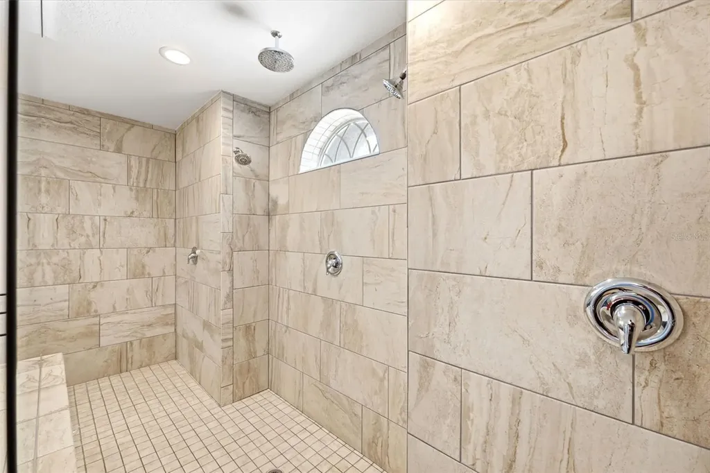 18043 Palmdale Road Weeki Wachee FL 34614