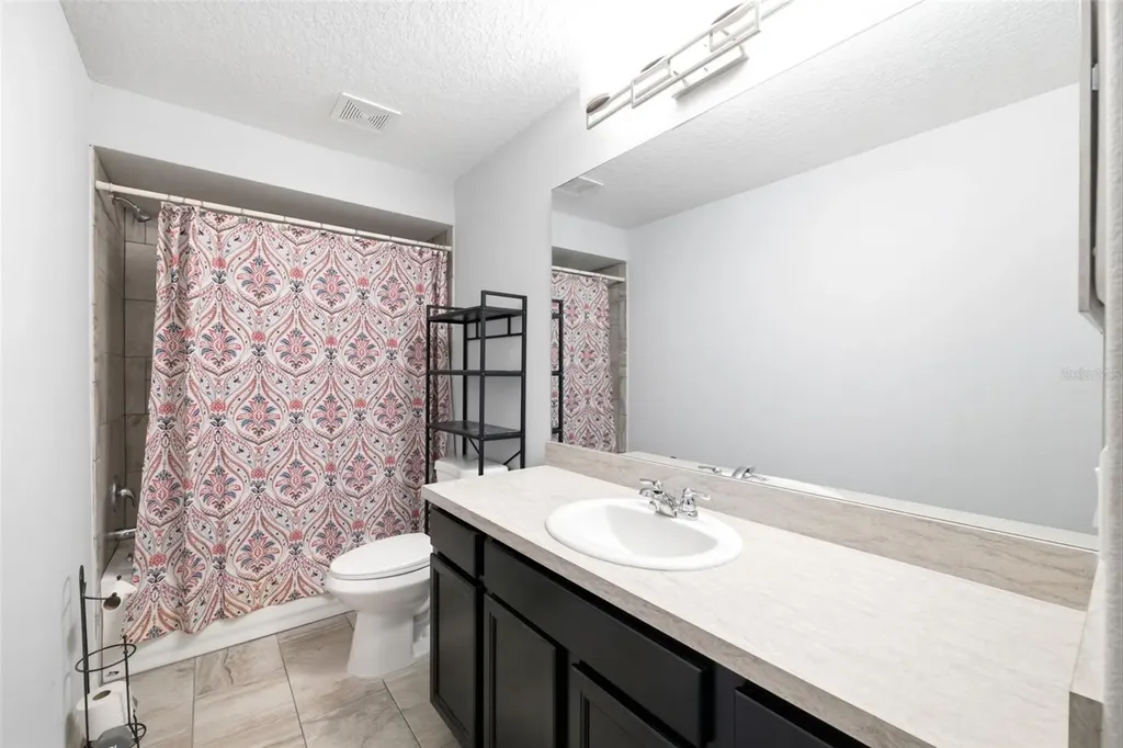 18043 Palmdale Road Weeki Wachee FL 34614