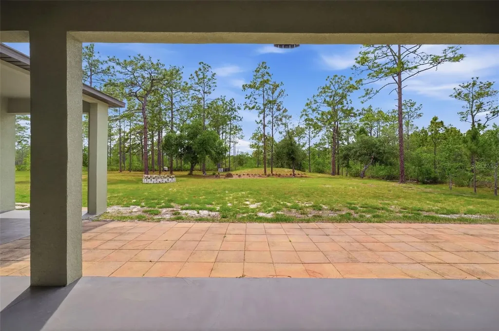 18043 Palmdale Road Weeki Wachee FL 34614