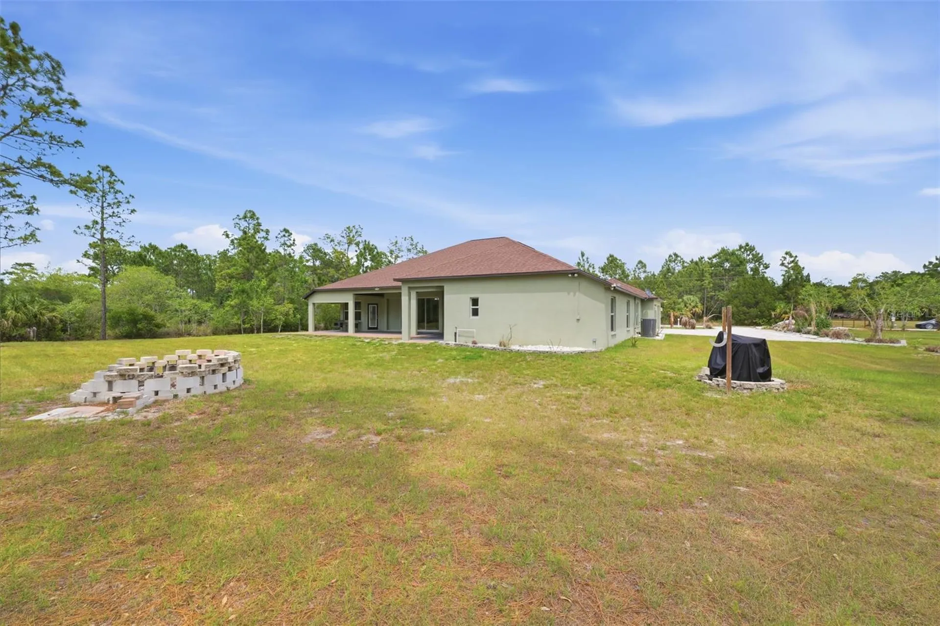 18043 Palmdale Road Weeki Wachee FL 34614