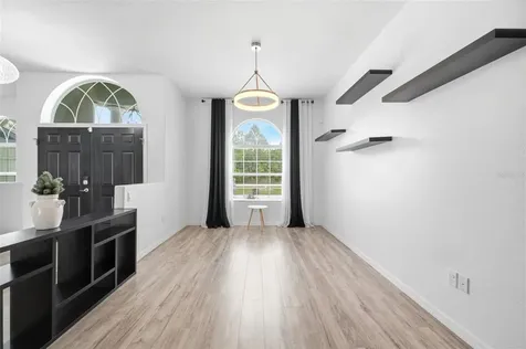18043 Palmdale Road Weeki Wachee FL 34614