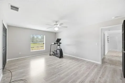 18043 Palmdale Road Weeki Wachee FL 34614