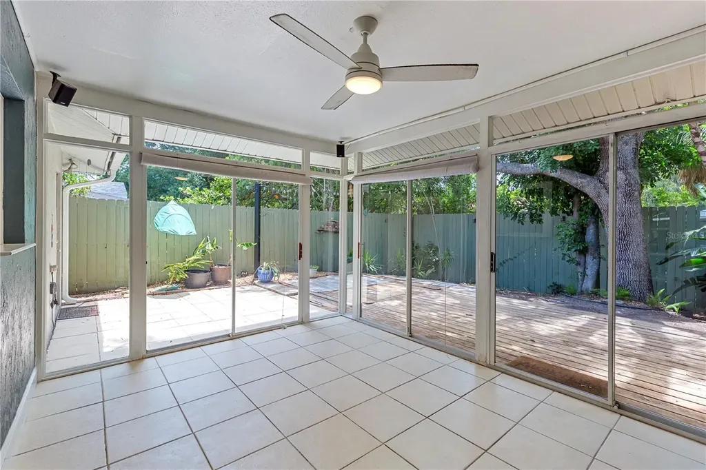 2576 Huntington Avenue Sarasota FL 34232