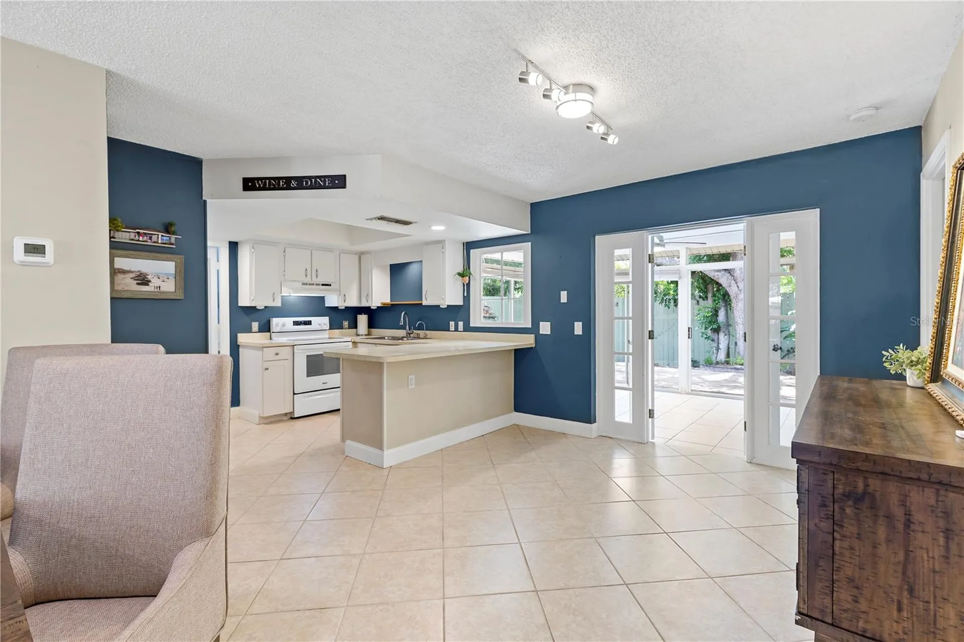 2576 Huntington Avenue Sarasota FL 34232