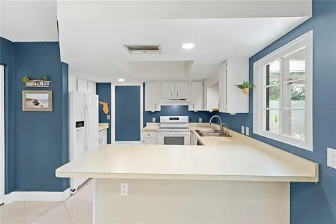 2576 Huntington Avenue Sarasota FL 34232