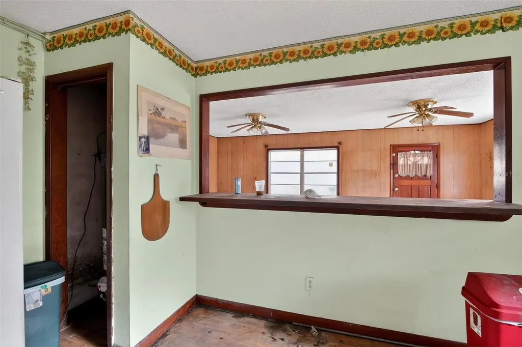 26045 W Newberry Road Newberry FL 32669