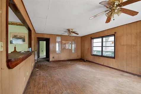 26045 W Newberry Road Newberry FL 32669