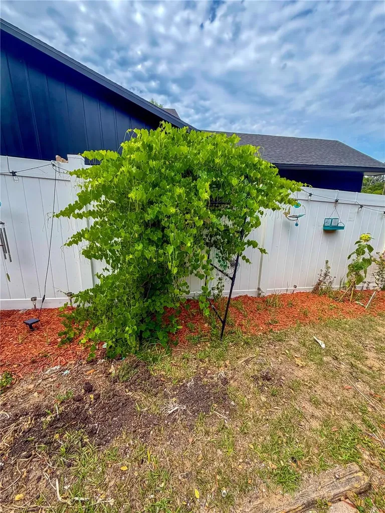 700 W Dampier Street Inverness FL 34450