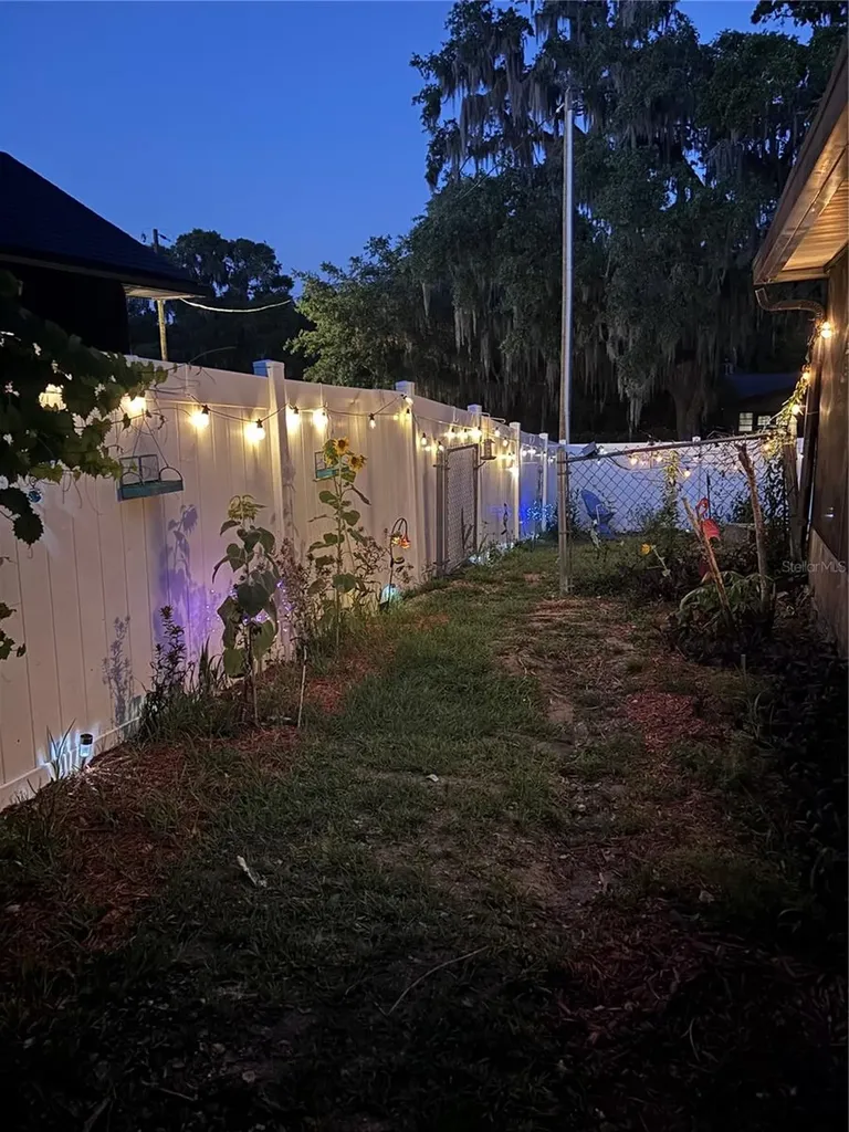 700 W Dampier Street Inverness FL 34450