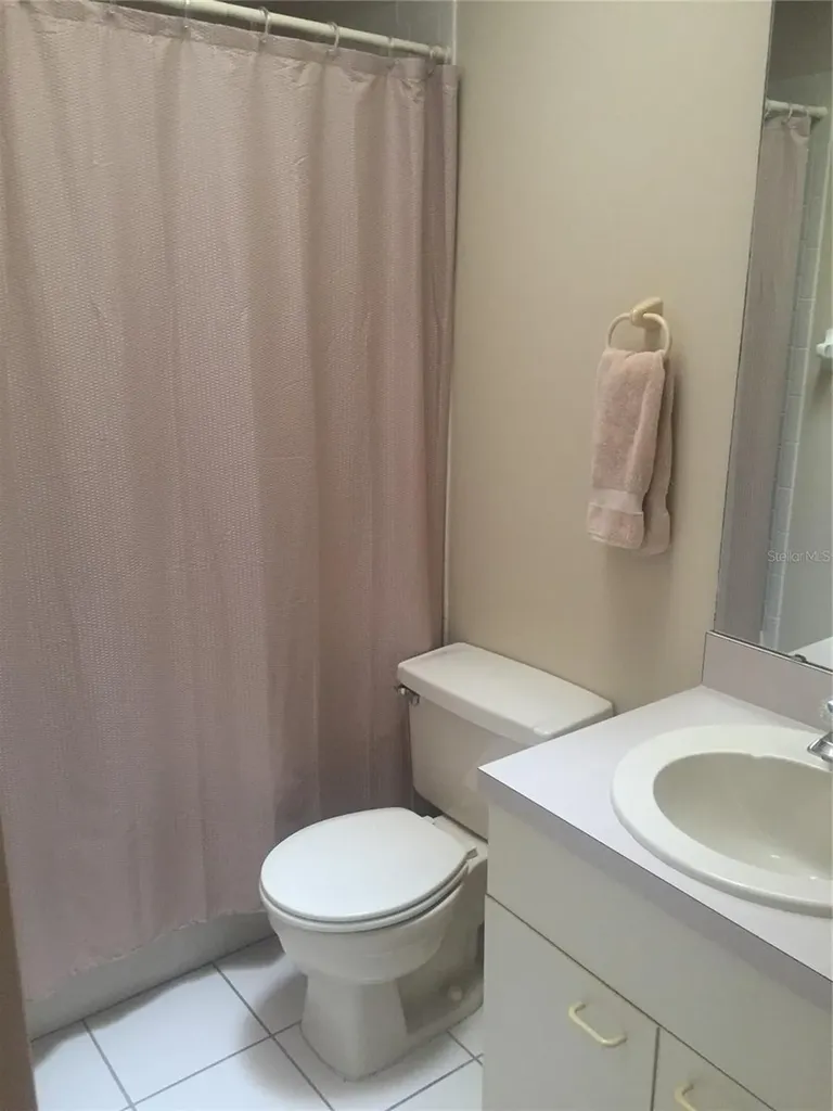 5025 82nd Way E Sarasota FL 34243