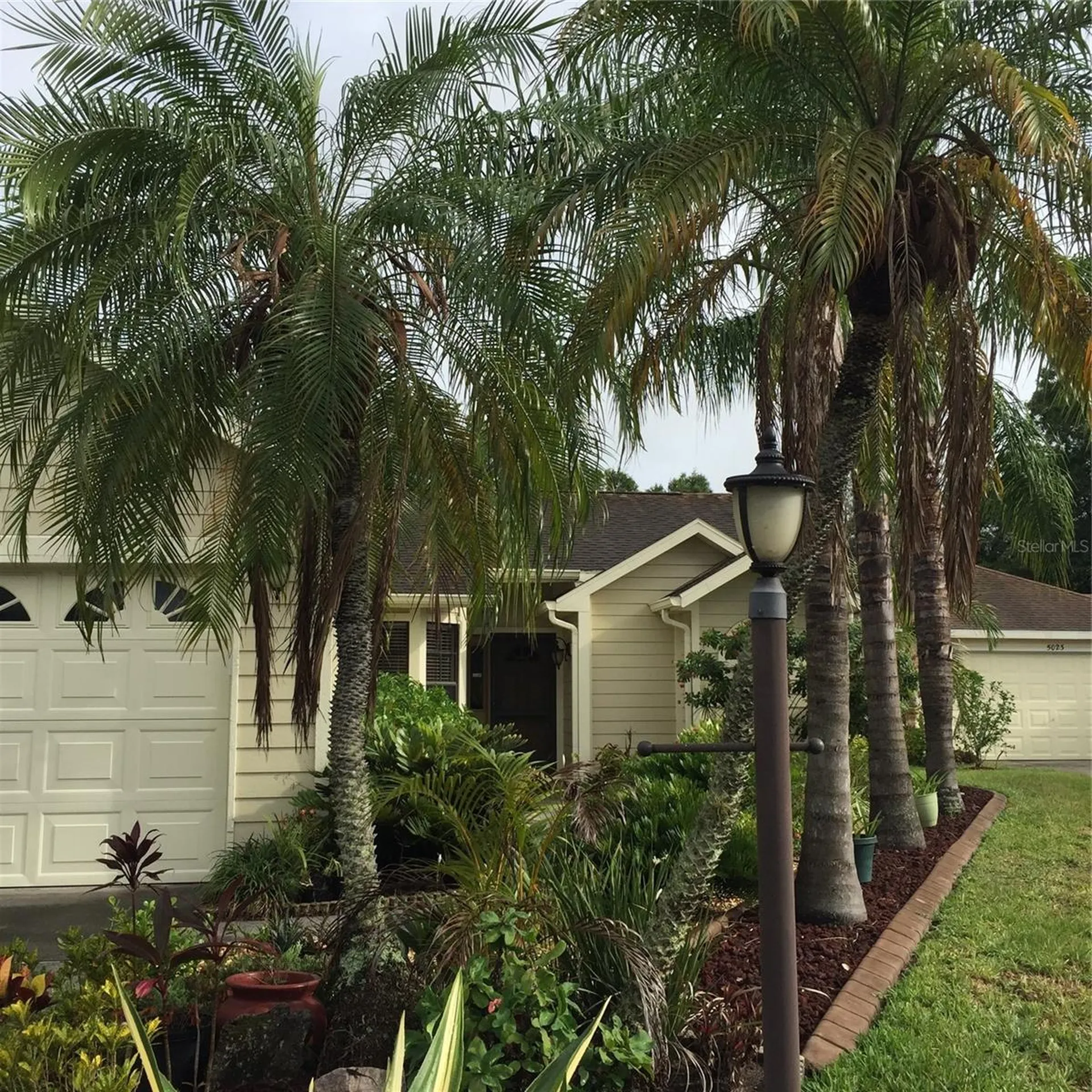5025 82nd Way E Sarasota FL 34243