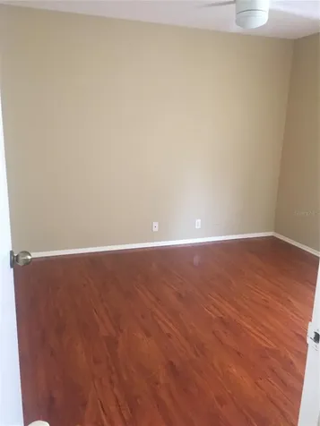 5025 82nd Way E Sarasota FL 34243