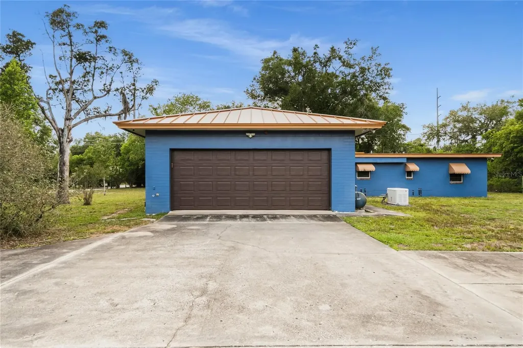 3901 N Apopka Vineland Road Orlando FL 32818