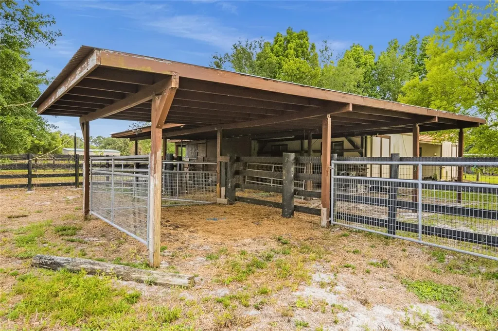 3901 N Apopka Vineland Road Orlando FL 32818