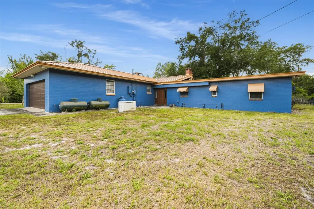 3901 N Apopka Vineland Road Orlando FL 32818
