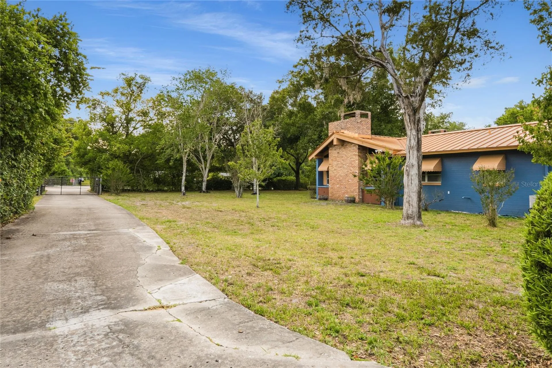 3901 N Apopka Vineland Road Orlando FL 32818