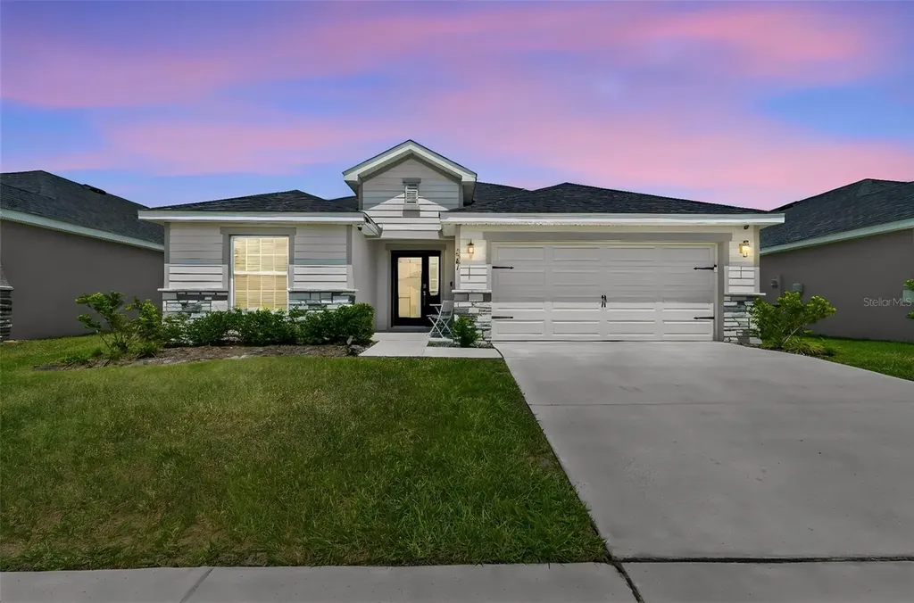 6981 Twisting Pines Loop Zephyrhills FL 33541