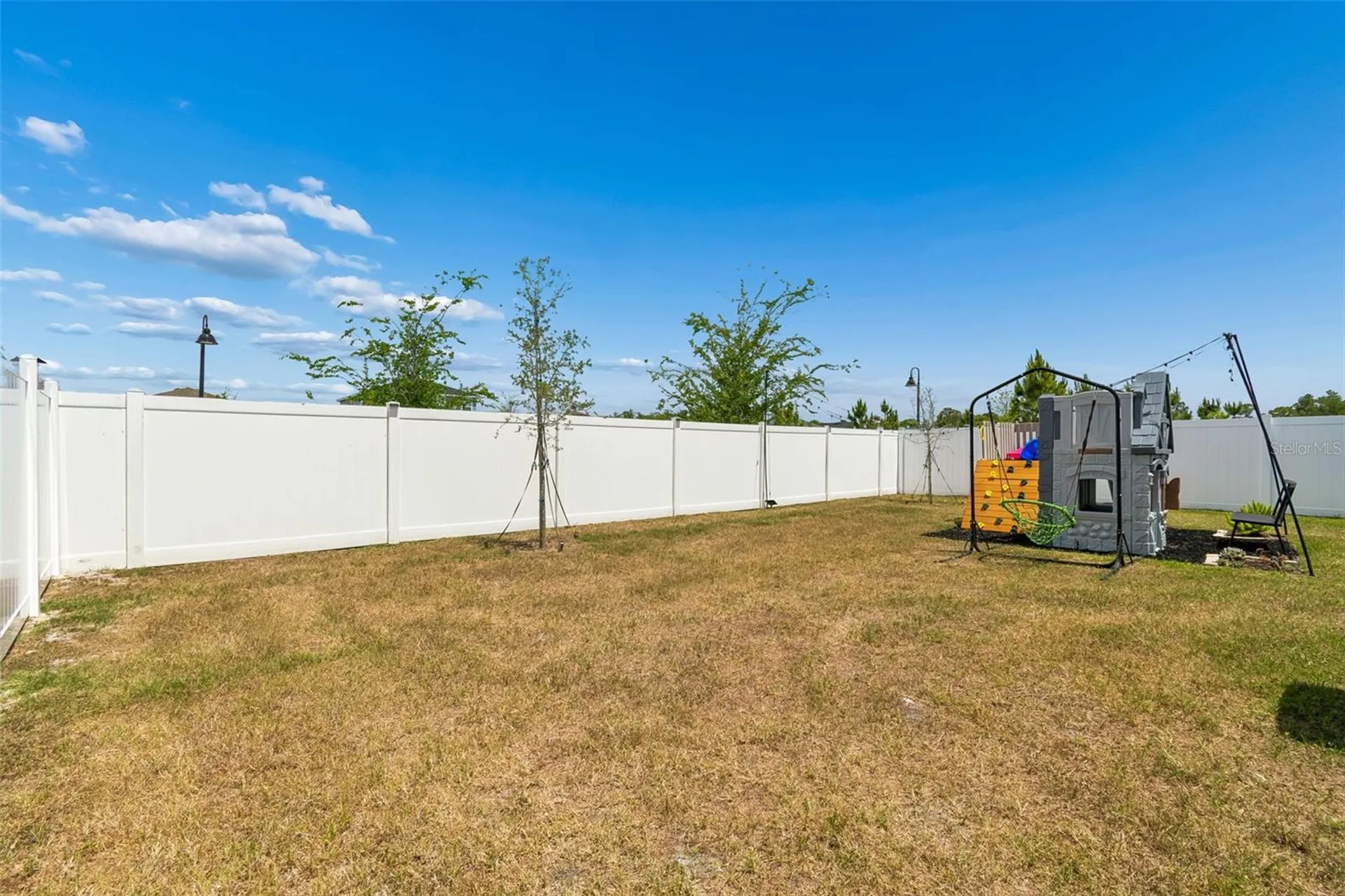6981 Twisting Pines Loop Zephyrhills FL 33541