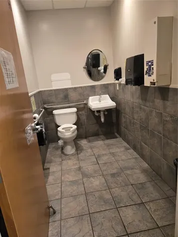 14202 N Nebraska Avenue Tampa FL 33613