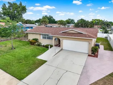 11235 Apache Place Largo FL 33774