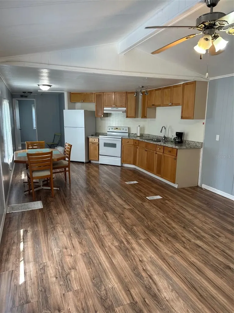 17110 Live Oak Lane Montverde FL 34756