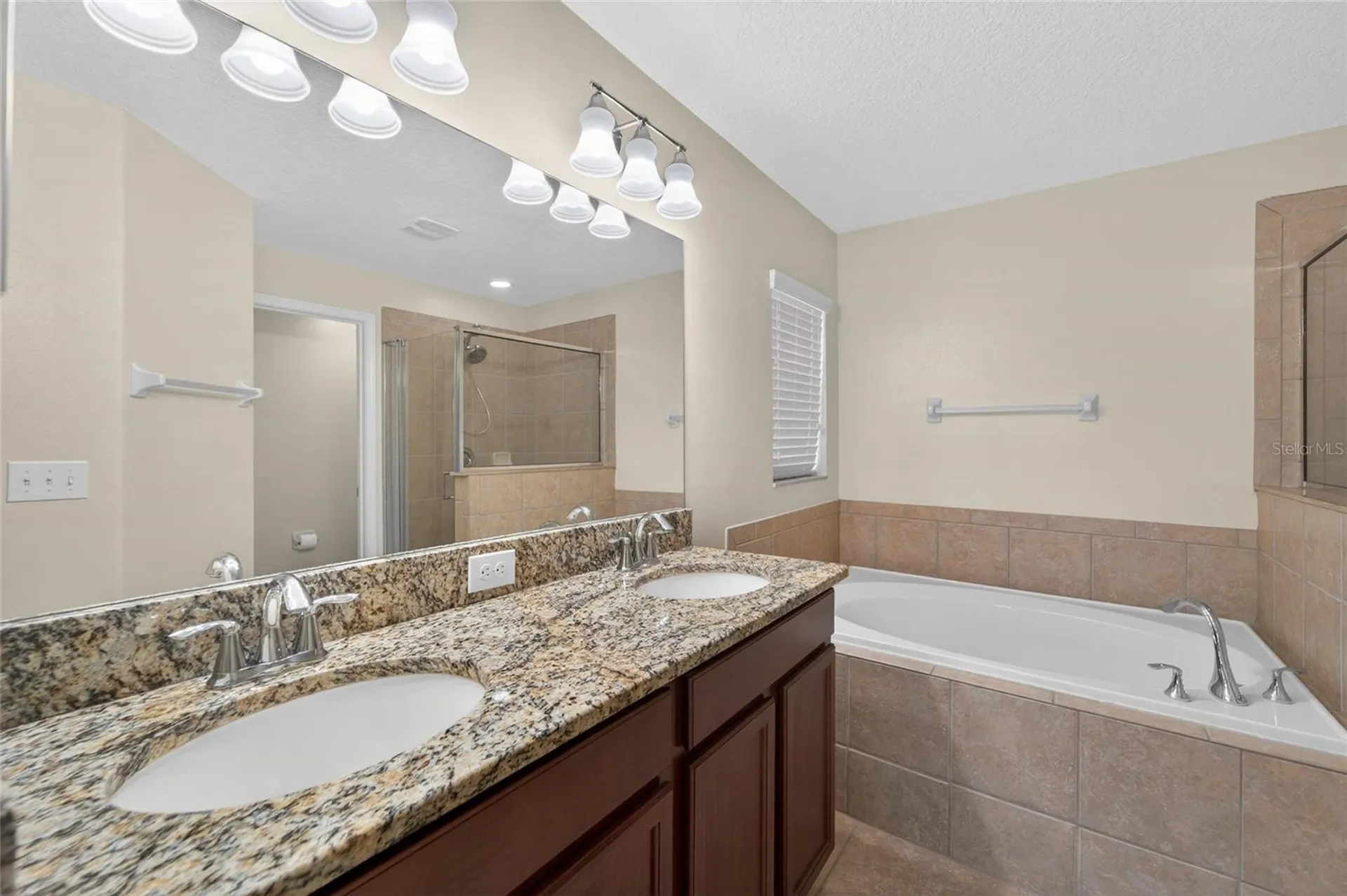 13128 Royal Pines Avenue Riverview FL 33579