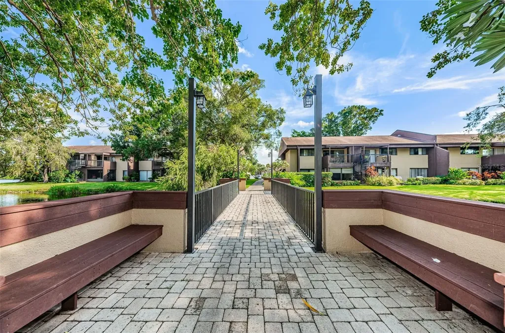 781 Village Lake Terrace N St Petersburg FL 33716