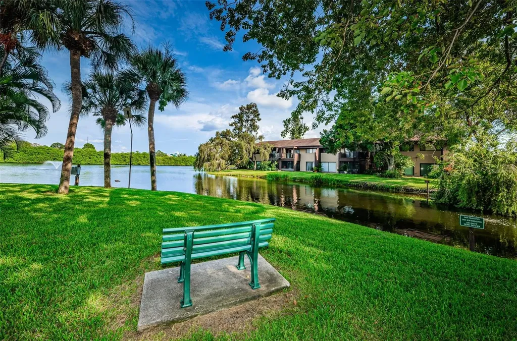 781 Village Lake Terrace N St Petersburg FL 33716