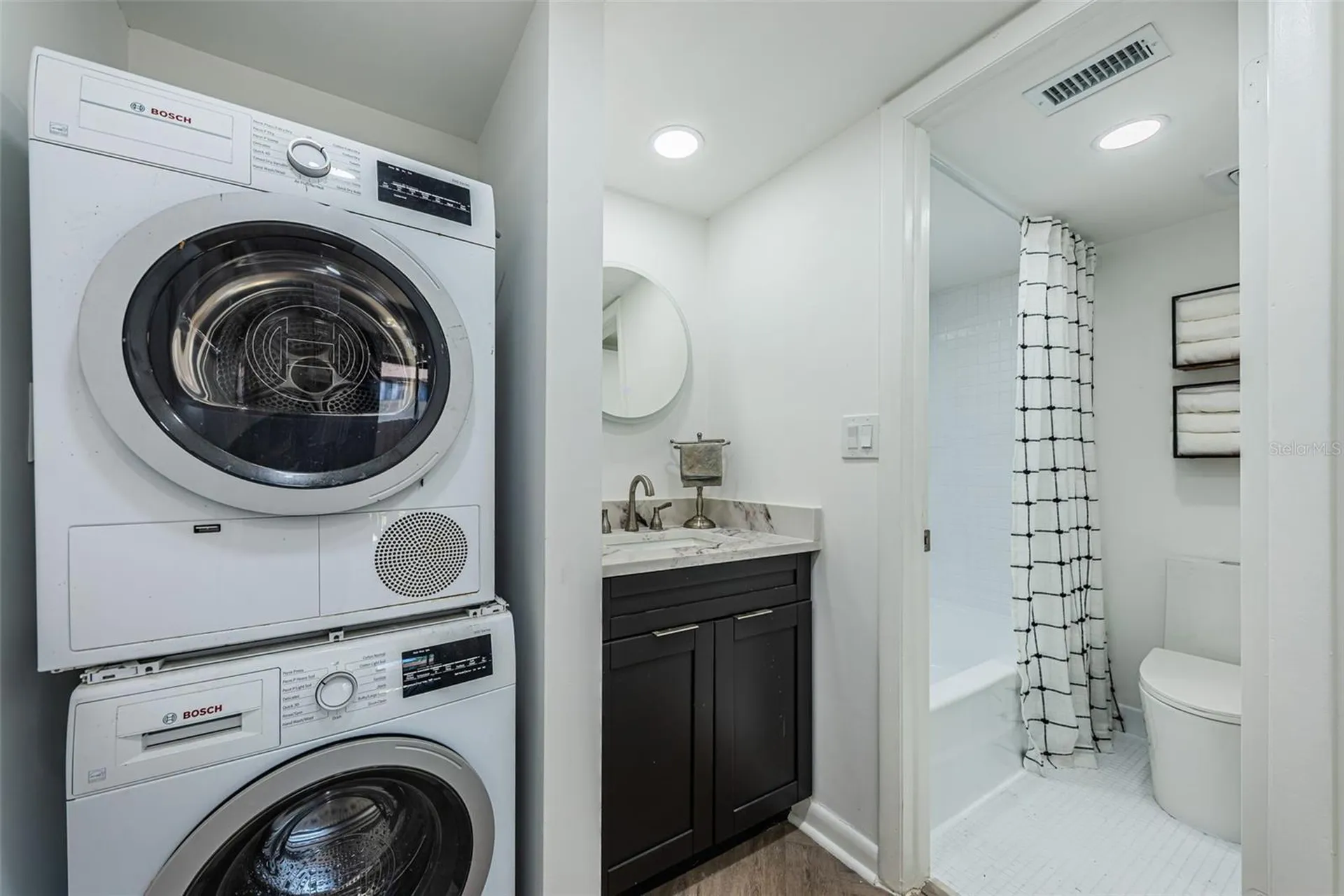 781 Village Lake Terrace N St Petersburg FL 33716