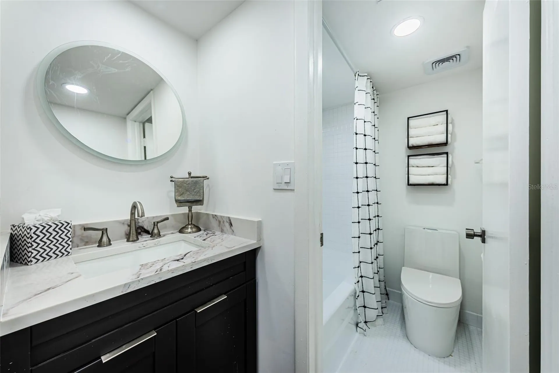 781 Village Lake Terrace N St Petersburg FL 33716
