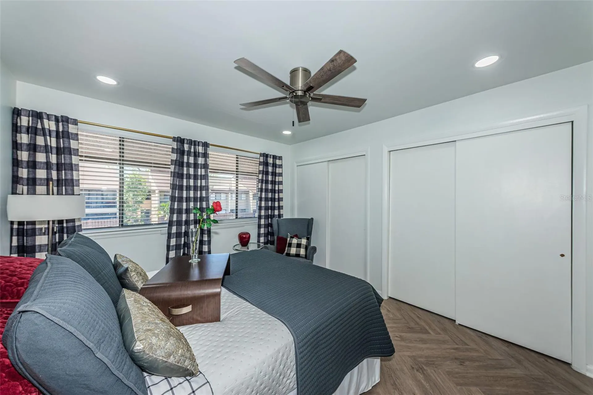 781 Village Lake Terrace N St Petersburg FL 33716