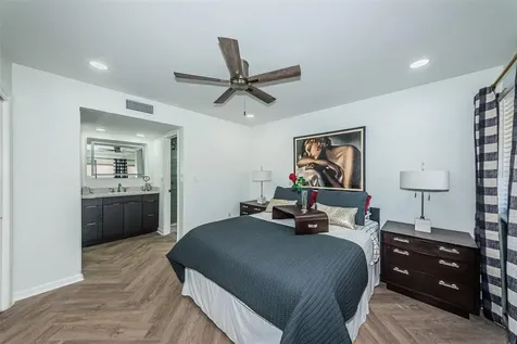 781 Village Lake Terrace N St Petersburg FL 33716