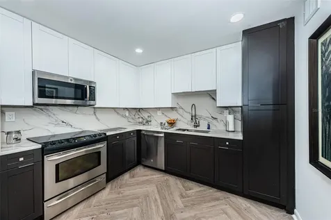 781 Village Lake Terrace N St Petersburg FL 33716