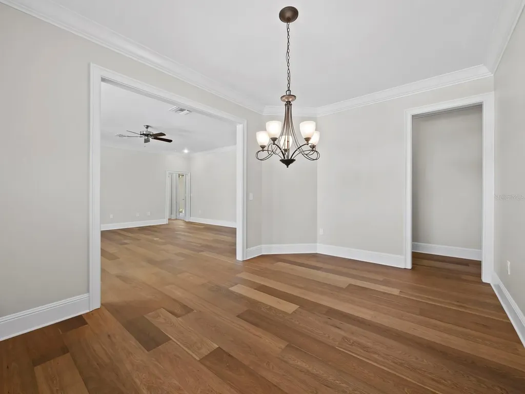 819 Paradise Way Sarasota FL 34242