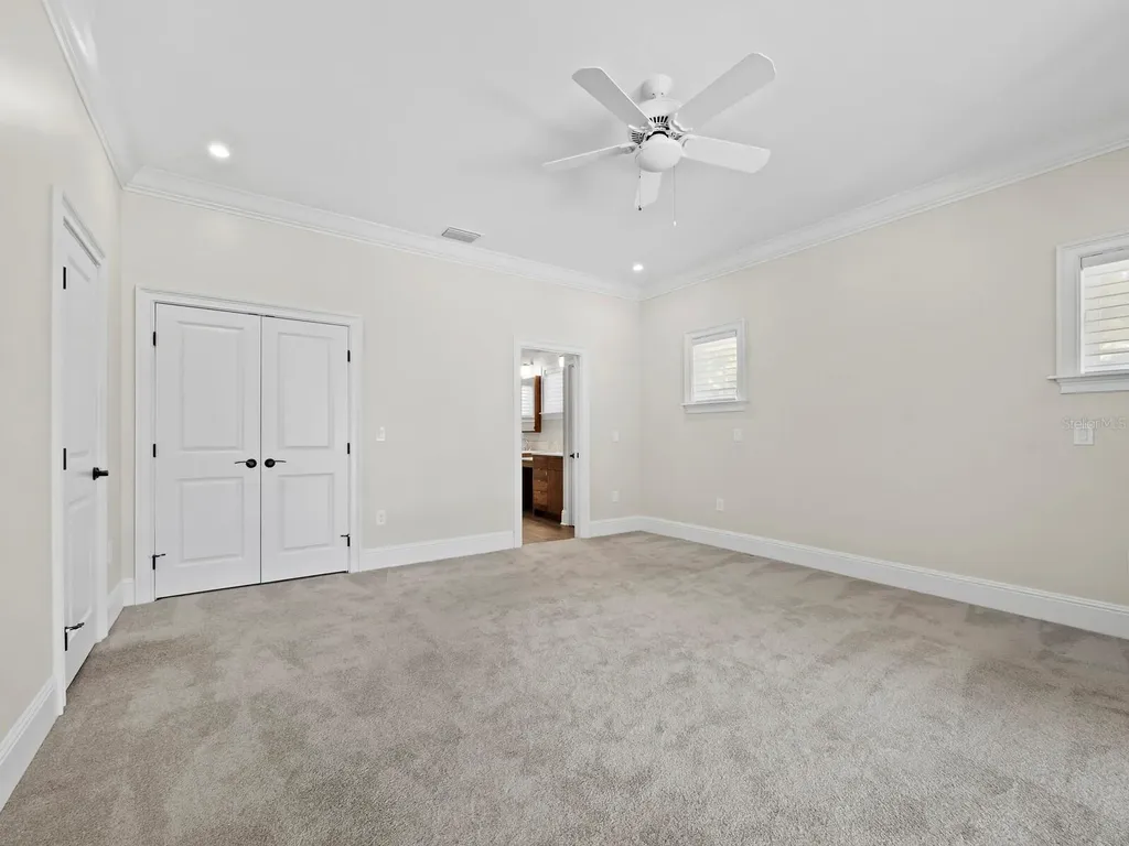 819 Paradise Way Sarasota FL 34242