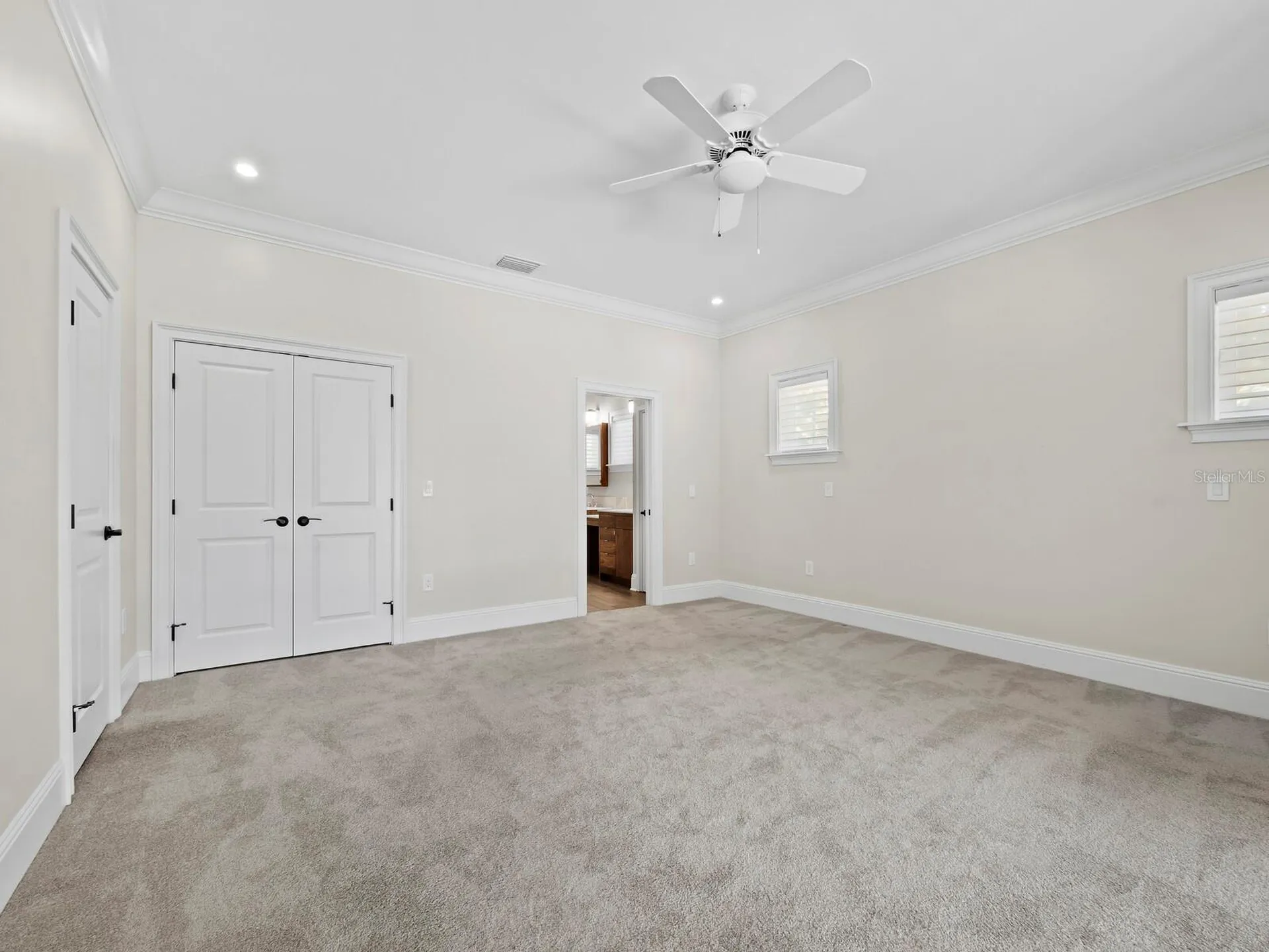 819 Paradise Way Sarasota FL 34242
