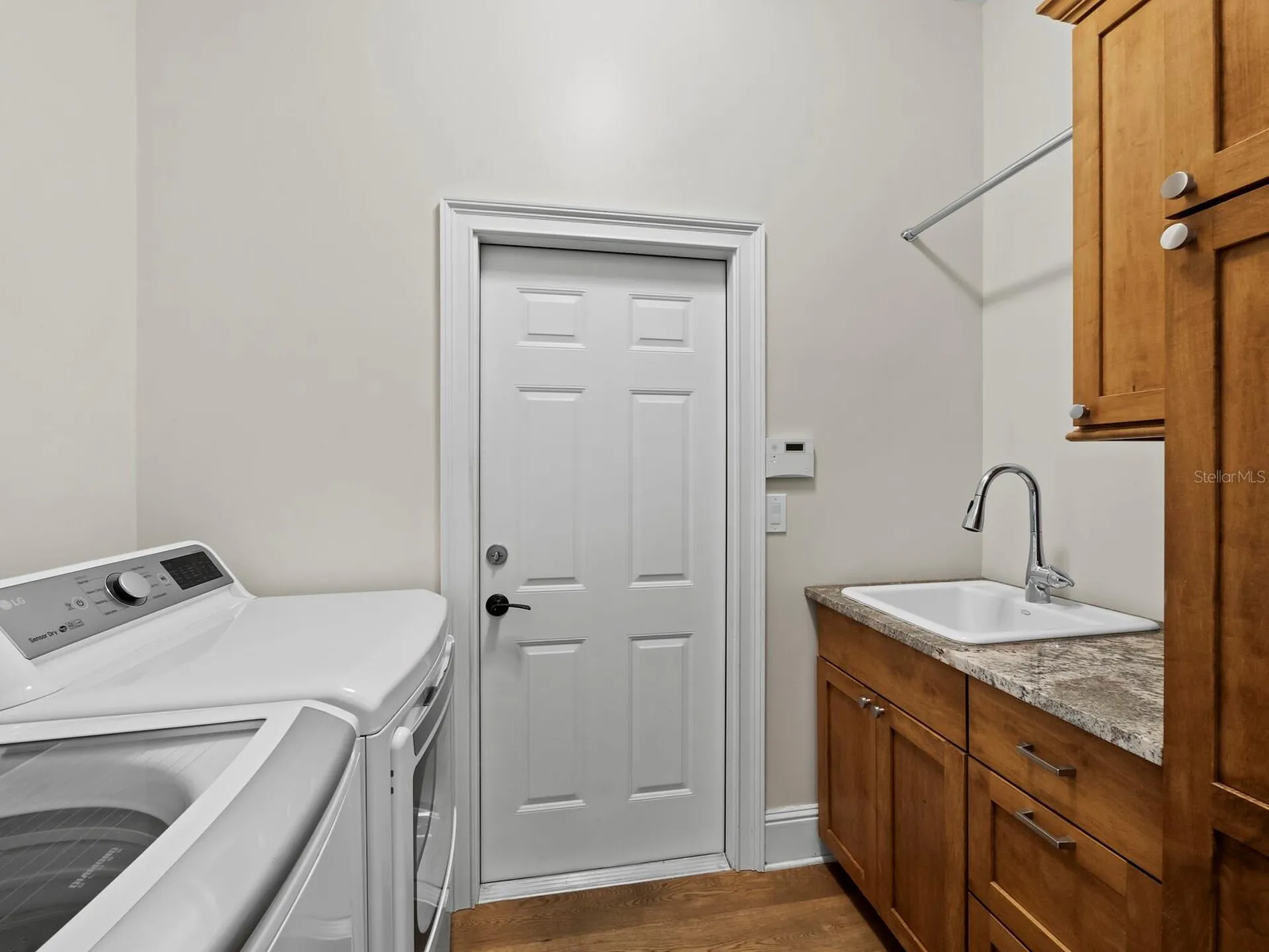 819 Paradise Way Sarasota FL 34242