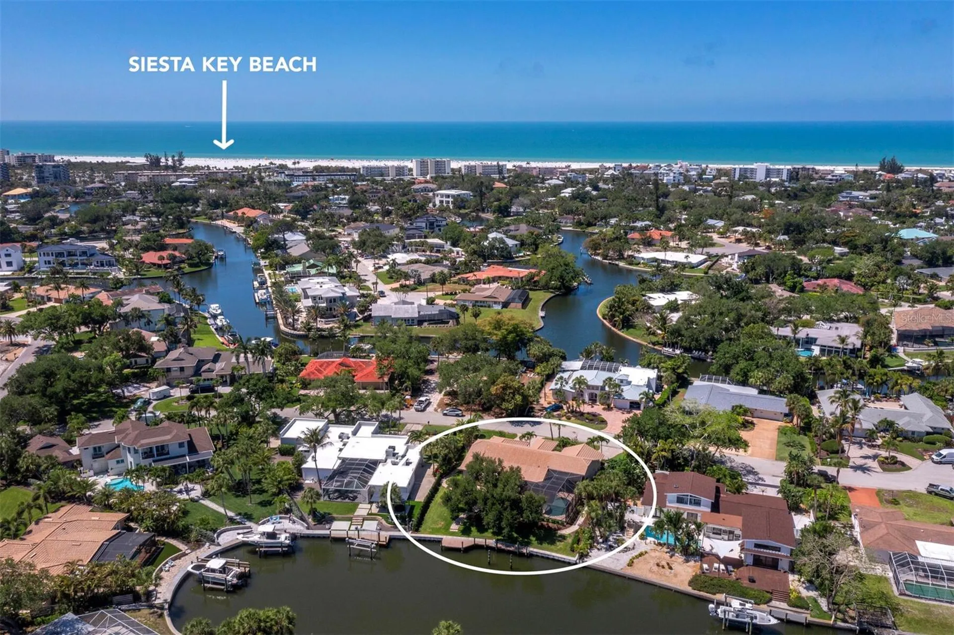 819 Paradise Way Sarasota FL 34242