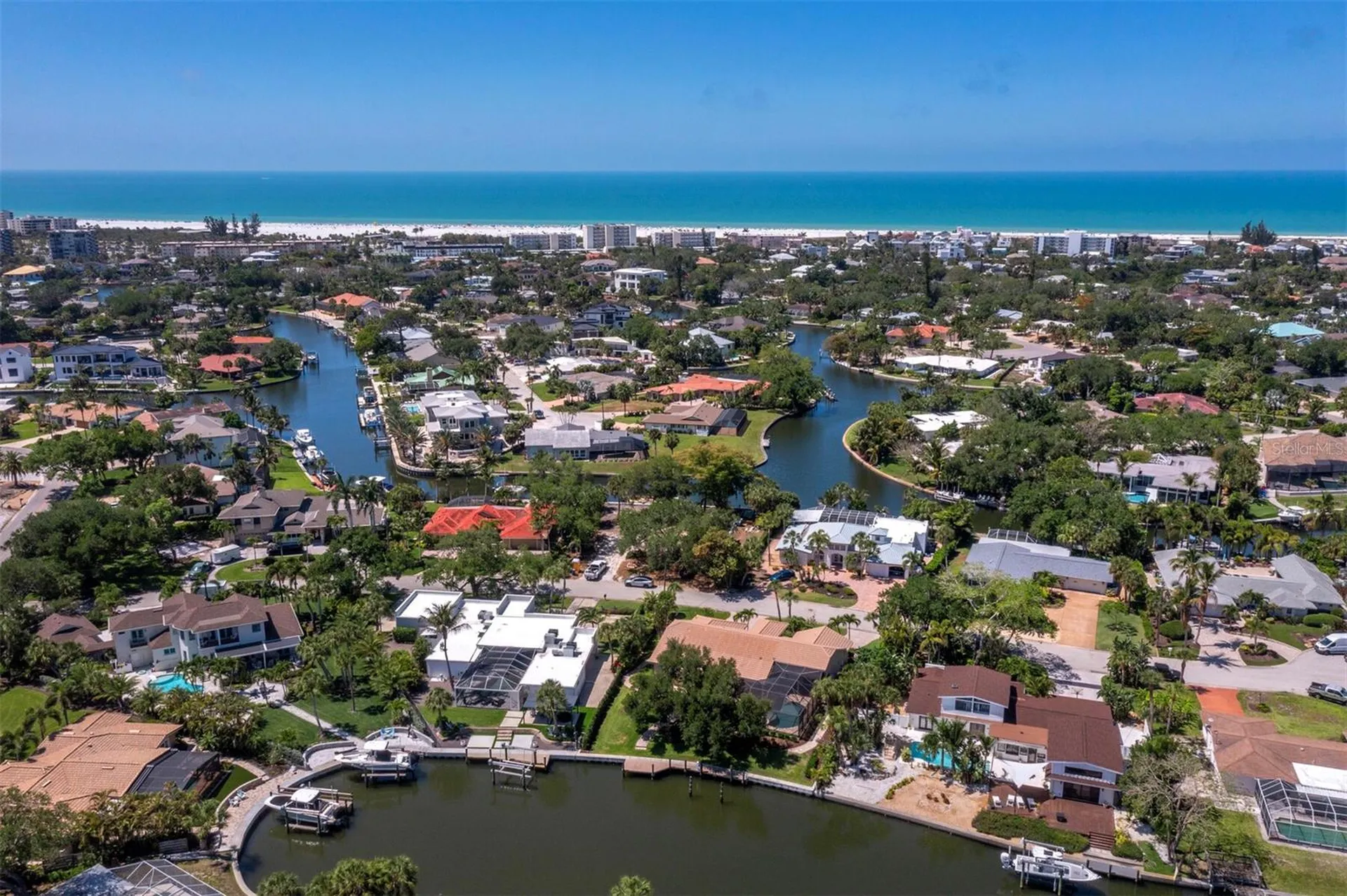 819 Paradise Way Sarasota FL 34242