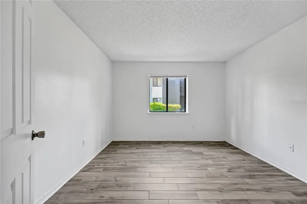 196 Riverbend Drive Altamonte Springs FL 32714