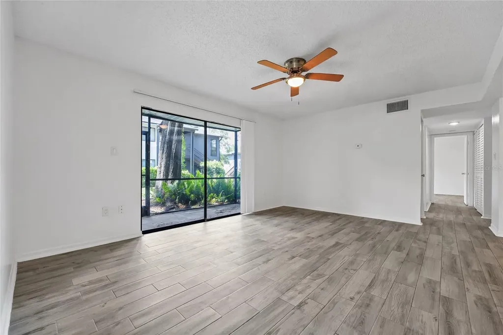 196 Riverbend Drive Altamonte Springs FL 32714